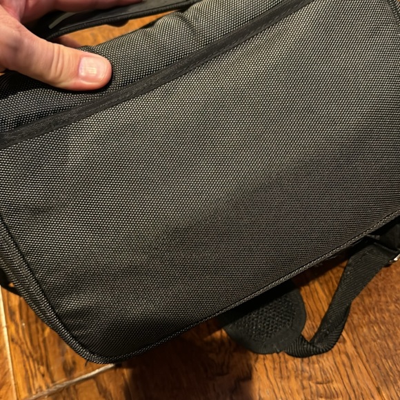 Nikon d3200 camera like new. Stored in a case and never touched - Picture 11 of 11